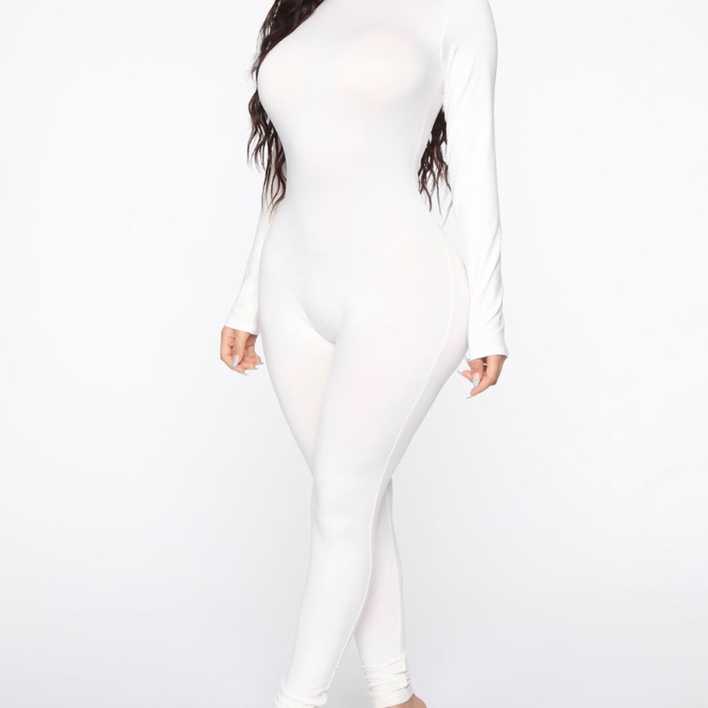 WHITE CATSUIT